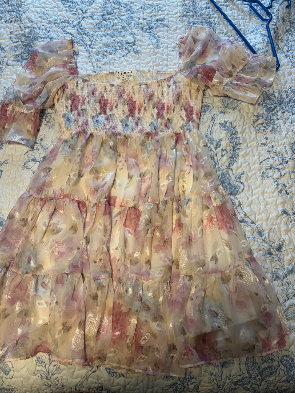 Pink and Cream Floral Tiered Puff-Sleeve Formal Dress